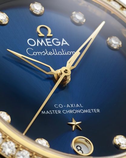 Omega Constellation 36 mm, acier - or jaune sur bracelet en cuir 131.28.36.20.53.001 – Image 3