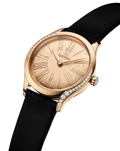 Omega De Ville Mini Trésor 26 mm, or Moonshine™ sur bracelet tissu 428.57.26.60.99.001 – Image 3