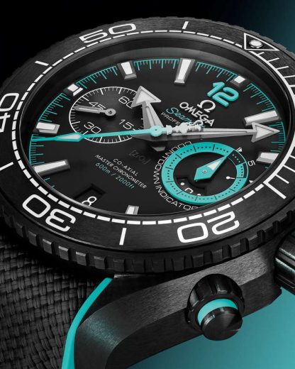 Omega ETNZ « Deep Black » Seamaster Planet Ocean 600M 45,5 mm, céramique noire sur bracelet caoutchouc 215.92.46.51.01.003 – Image 4