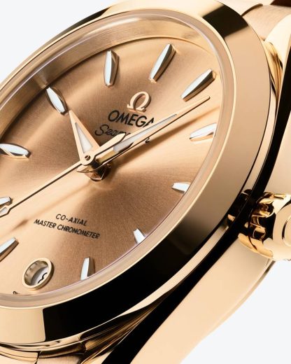 Omega Nouveauté Seamaster Aqua Terra 150M 30 mm, or Moonshine™ sur or Moonshine™ 220.50.30.20.08.001 – Image 3