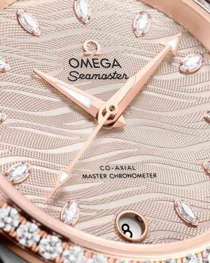 Omega Seamaster Aqua Terra 150M 34 mm, acier - or « Sedna™ » sur bracelet en cuir 220.28.34.20.59.001 – Image 3
