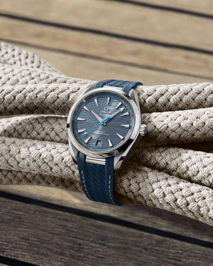 Omega Seamaster Aqua Terra 150M 41 mm, acier sur bracelet caoutchouc 220.12.41.21.03.002 – Image 2