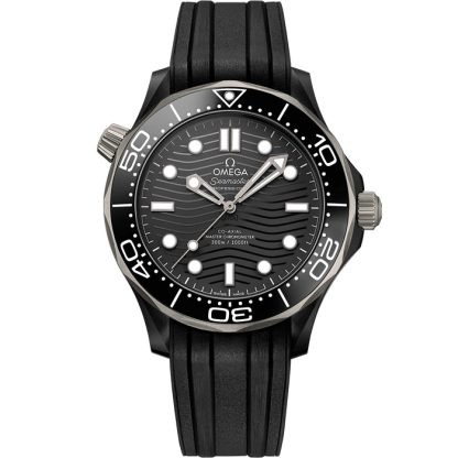 Omega Seamaster Diver 300M 43,5 mm, céramique noire sur bracelet caoutchouc 210.92.44.20.01.001