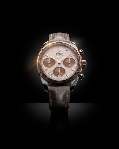 Omega Speedmaster 38 38 mm, acier - or « Sedna™ » sur bracelet en cuir 324.23.38.50.02.002 – Image 3