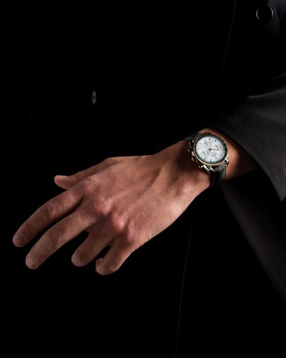 Omega Speedmaster 38 38 mm, acier - or jaune sur bracelet en cuir 324.23.38.50.02.001 – Image 3