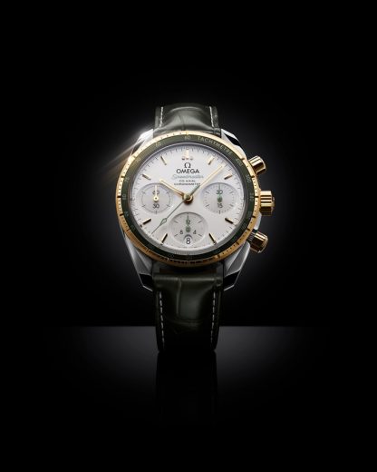 Omega Speedmaster 38 38 mm, acier - or jaune sur bracelet en cuir 324.23.38.50.02.001 – Image 4