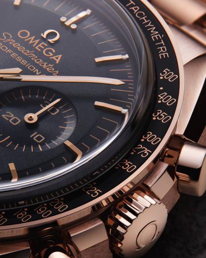 Omega Speedmaster Moonwatch Professional 42 mm, or Sedna™ sur or Sedna™ 310.60.42.50.01.001 – Image 4